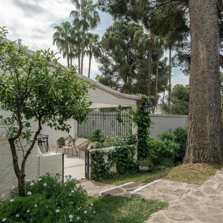 Modern Calahonda House w Large Terrace & Pool - Bungalow - 51