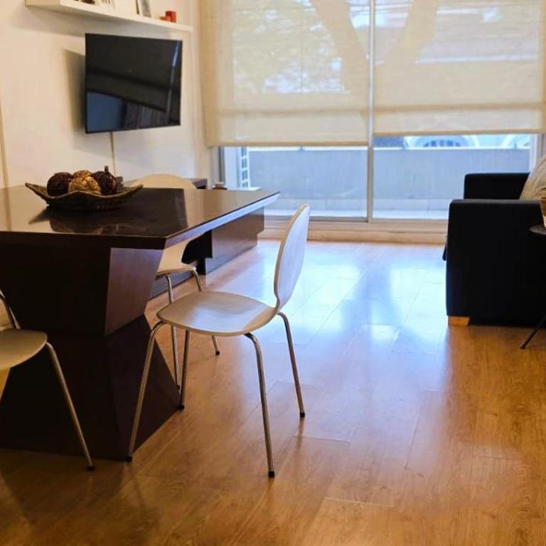 Moderno departamento de 2 dormitorios con piscina - Two-Bedroom Apartment - 19