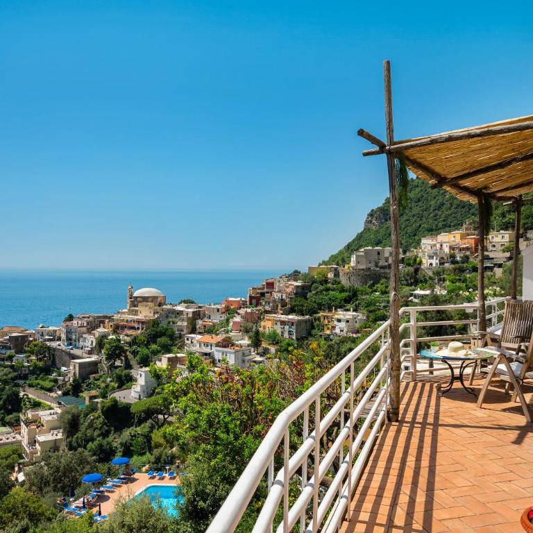 Flower Power Apartment - Overlooking Positano - for 6 guests with parking, terrace and seaview - 2 bathrooms and 3 bedrooms - Appartamento - 31