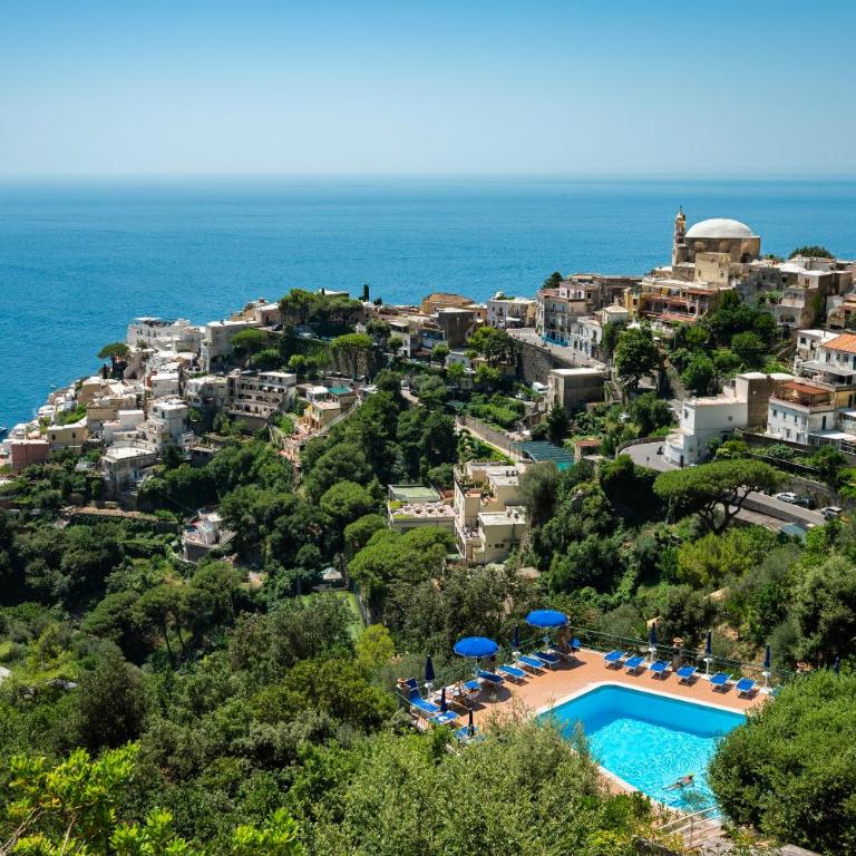 Flower Power Apartment - Overlooking Positano - for 6 guests with parking, terrace and seaview - 2 bathrooms and 3 bedrooms - Appartamento - 51