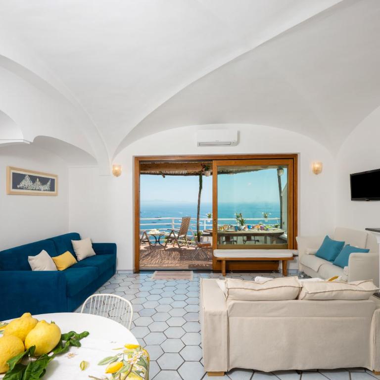 Flower Power Apartment - Overlooking Positano - for 6 guests with parking, terrace and seaview - 2 bathrooms and 3 bedrooms - Appartamento - 19