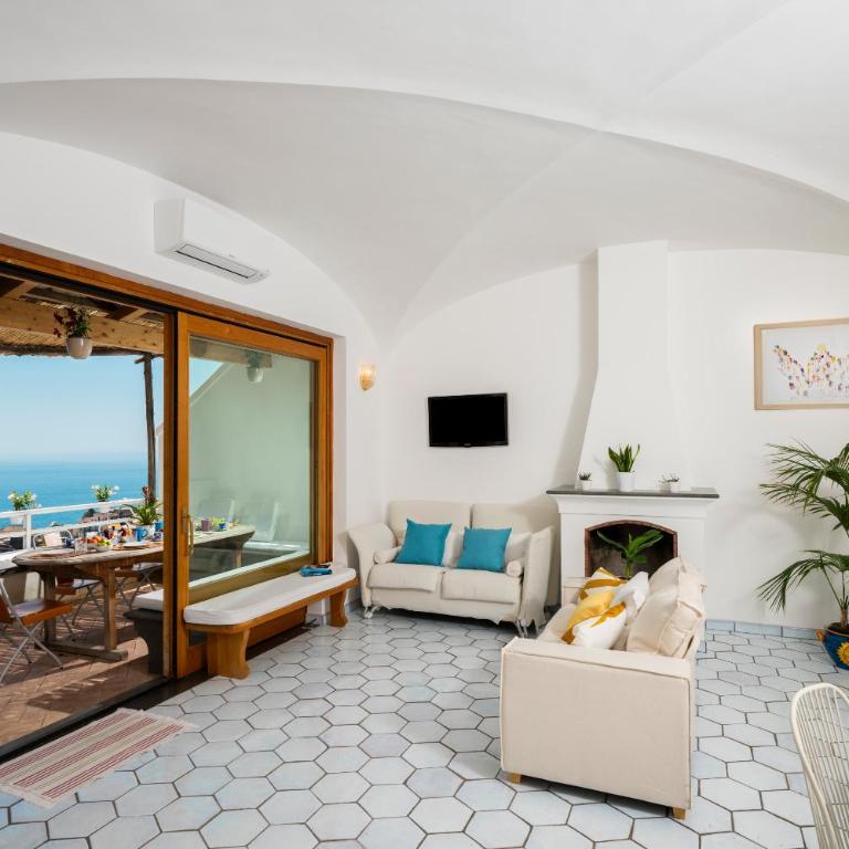 Flower Power Apartment - Overlooking Positano - for 6 guests with parking, terrace and seaview - 2 bathrooms and 3 bedrooms - Appartamento - 21