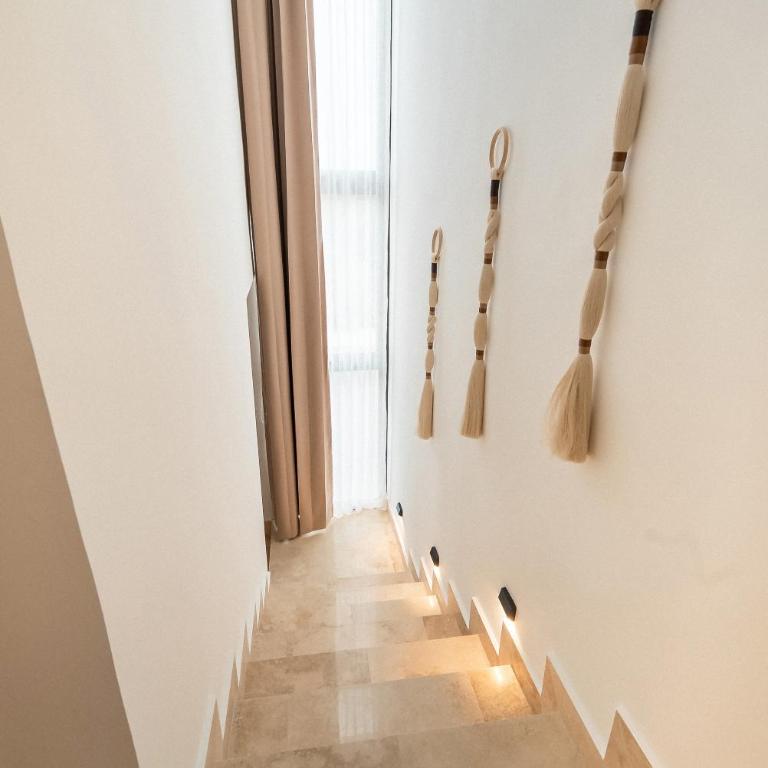 2-Story Penthouse with Private Jacuzzi 5 Min Beach - Penthouse-Apartment - 40