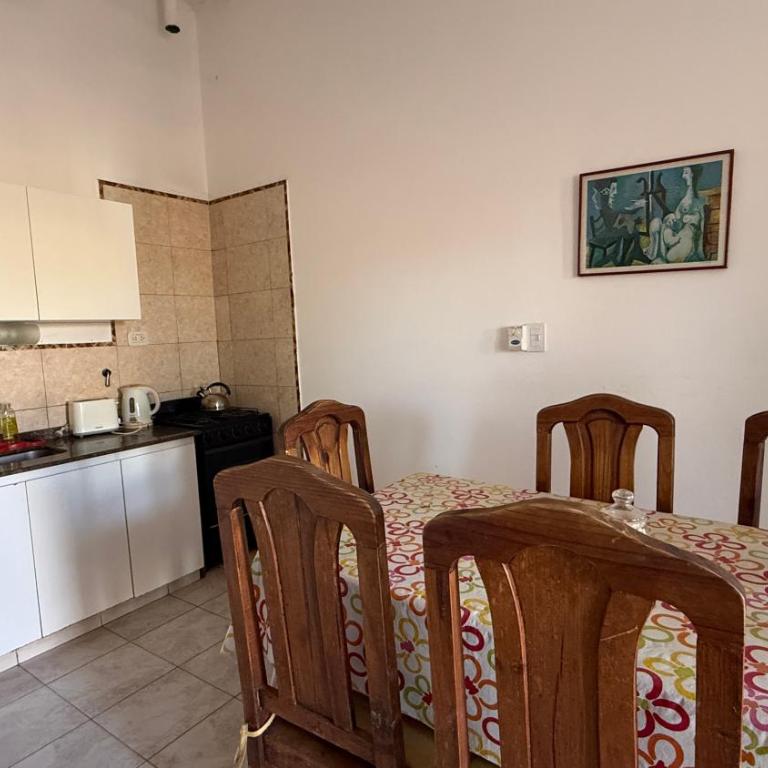 Casa en Carlos Paz para grupos - Casa de 4 dormitorios - 18