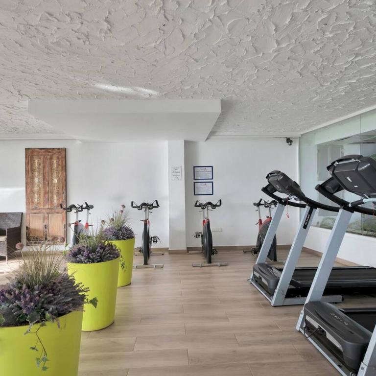 Modern Apt Sunset Views, Pool, Gym & Padel - Single Room - 6