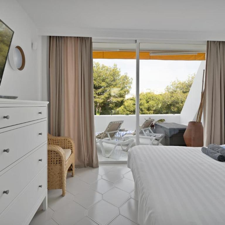 Modern Apt Sunset Views, Pool, Gym & Padel - Single Room - 15