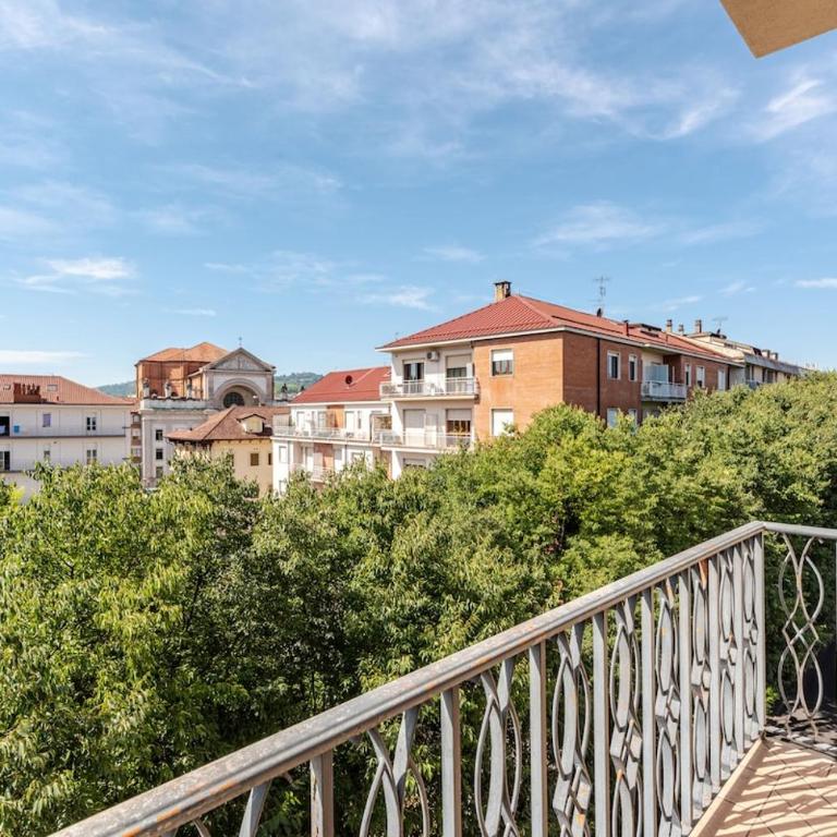 TESOR Luxury, Alba Center - Two-Bedroom Apartment with View - 19