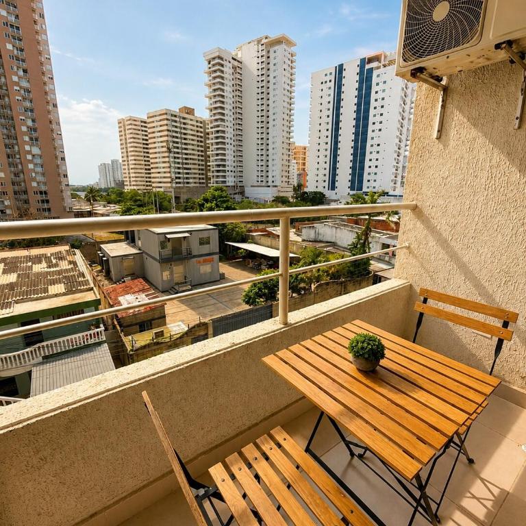 Coral Bay Apartment, Pool, Wifi & Beach - Three-Bedroom Apartment with Balcony - 39
