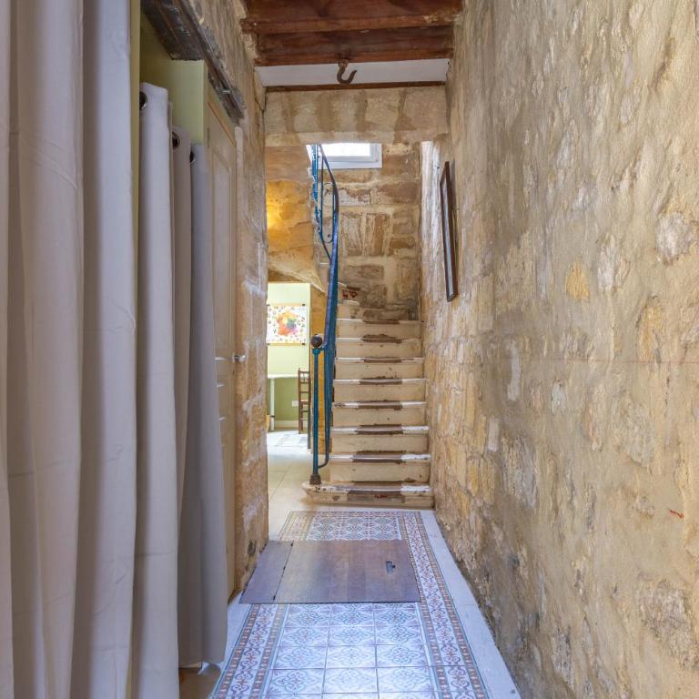 Maison Capucine - 2 chambres, patio, centre ville - Villa 2 Chambres - 6