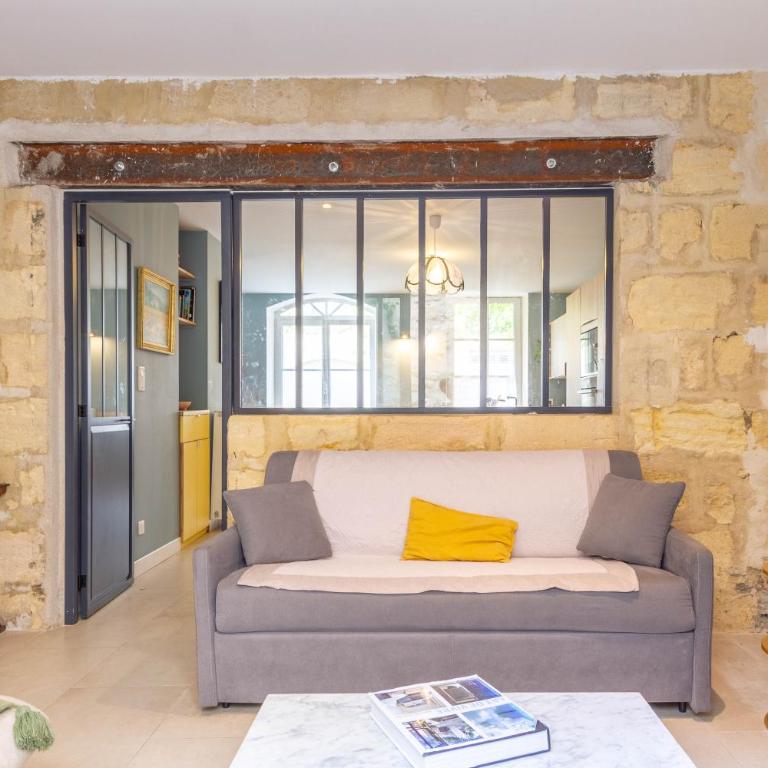 Maison Capucine - 2 chambres, patio, centre ville - Villa 2 Chambres - 21