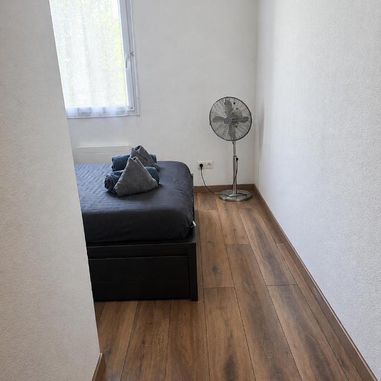 Superbe appartement - Parking Gratuit - 4 Personnes - One-Bedroom Apartment - 4