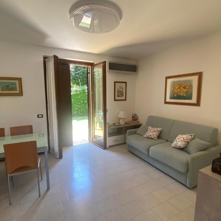 Garda Lake Retreat in Lazise - One-Bedroom Apartment - 21