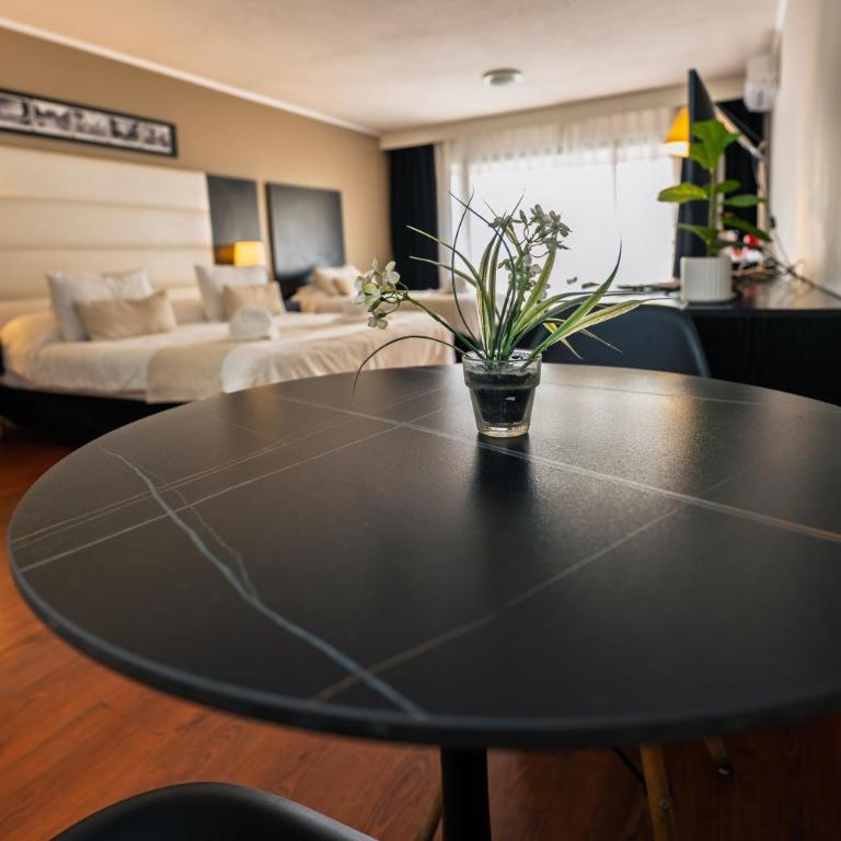 Pocitos Plaza Hotel - Suite Triple Executive - 2