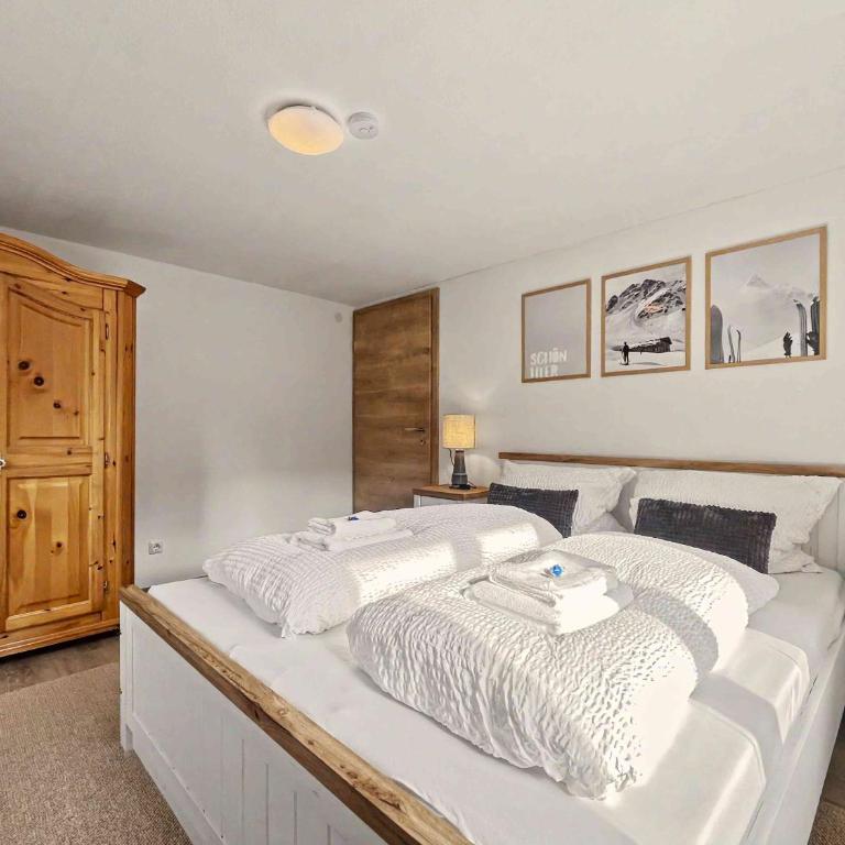 Goldiger Hirsch - Ferienwohnung nahe Alpsee - Apartment mit 2 Schlafzimmern - 1