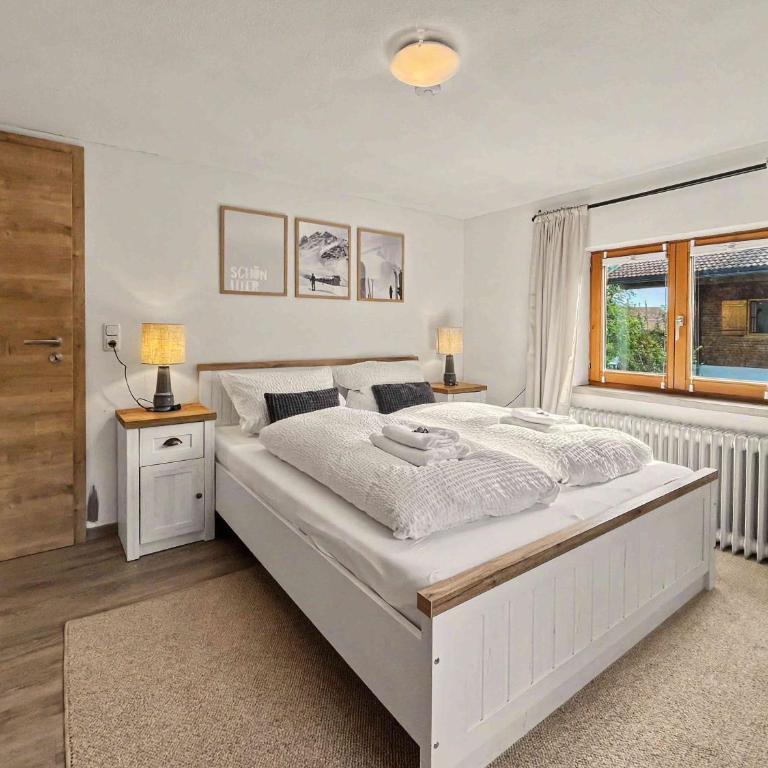 Goldiger Hirsch - Ferienwohnung nahe Alpsee - Apartment mit 2 Schlafzimmern - 11