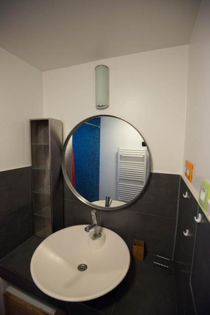 charming Paris 20 apartment - Appartement 1 Chambre - 6