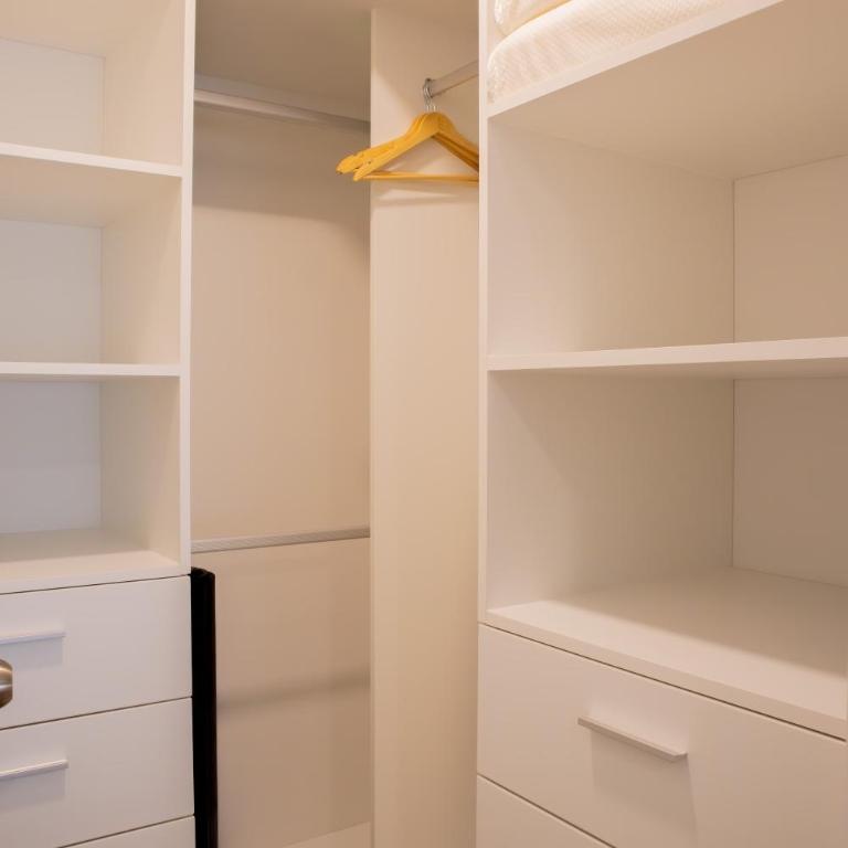 Fanning Suits by Wynwood House - Two-Room Apartment - 22