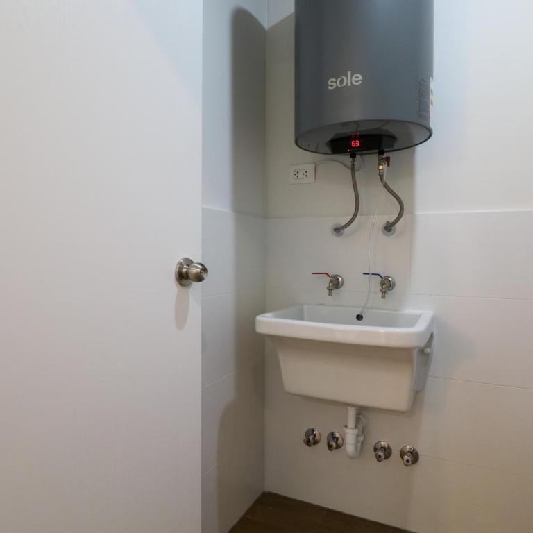 Fanning Suits by Wynwood House - Two-Bedroom Deluxe Apartment - 6