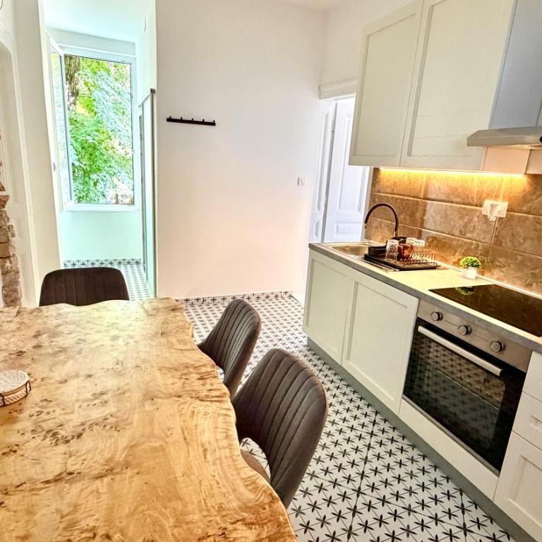 Belgrade Parlament Oasis - One-Bedroom Apartment - 2