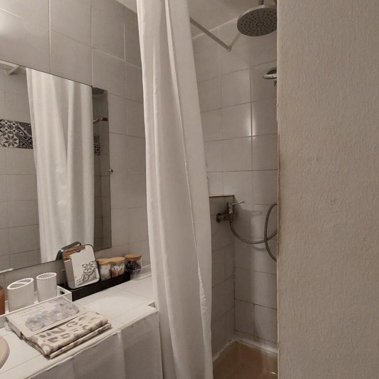 Evasion Urbaine Charmant T1 Bis " Coté Cour " - Appartement 1 Chambre - 22