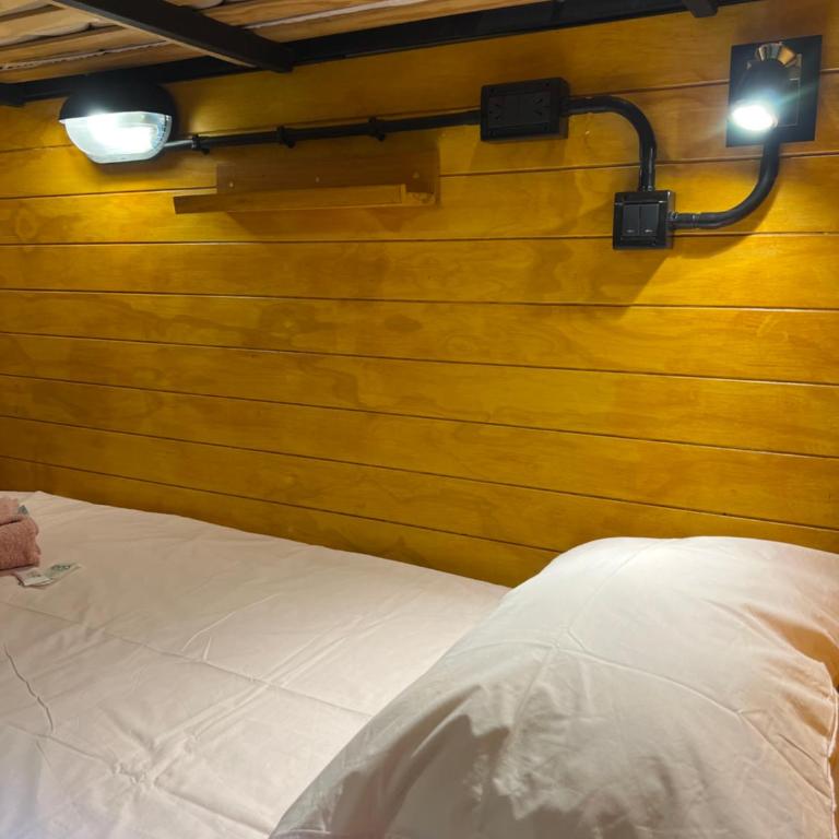 Belgrano Bariloche Boutique Hostel - Bunk Bed in Mixed Dormitory Room - 5