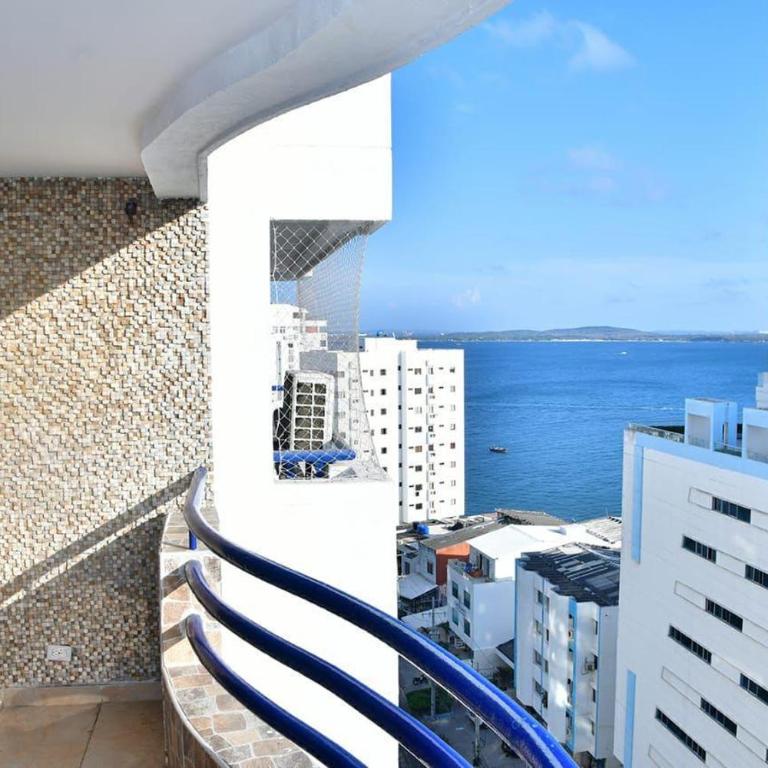 Vilma Luxury Rentals cartagena frente al mar - Three-Bedroom Apartment - 10