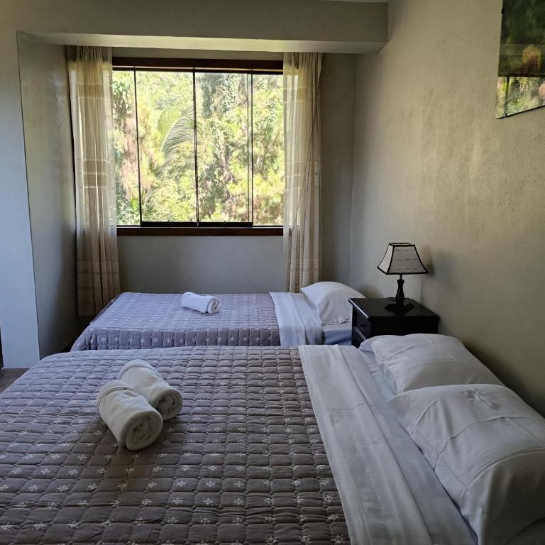 Montañita Lodge - Two-Bedroom Apartment with Mountain View - 6