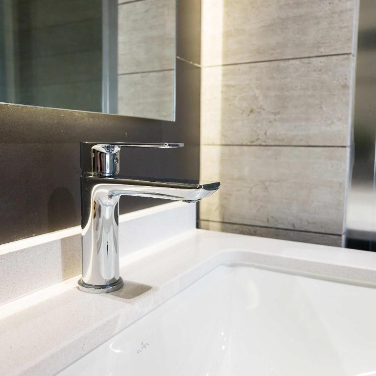 Prime 1BR Flat in Las Condes with Private Parking - Apartment - 21
