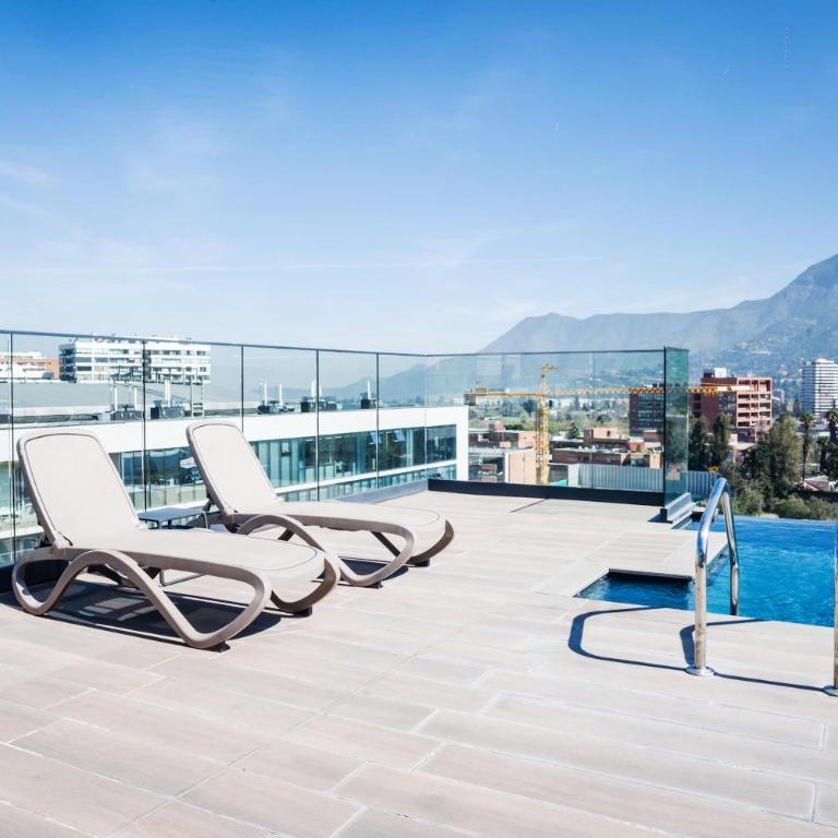 Prime 1BR Flat in Las Condes with Private Parking - Apartment - 37