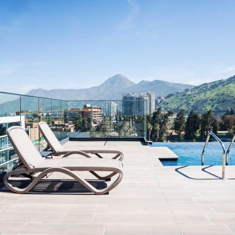 Prime 1BR Flat in Las Condes with Private Parking - Apartment - 39