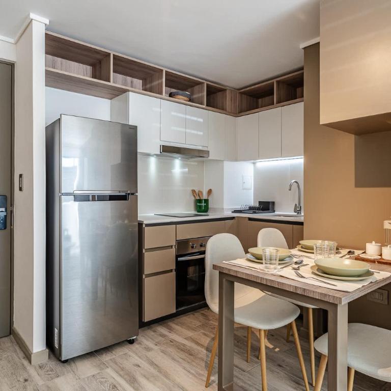 Charming 1BR in Santiago WiFi & Equipped Kitchen - Apartment - 5