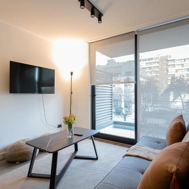 Modern 1BR Flat in Prime Location Ricardo Lyon - Apartment - 2