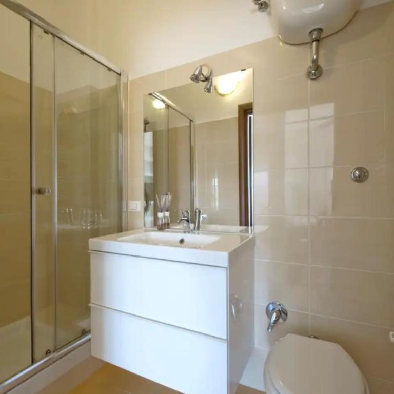 Terrazze panoramiche e vista sul vaticano - Camera Matrimoniale con Bagno Privato - 5