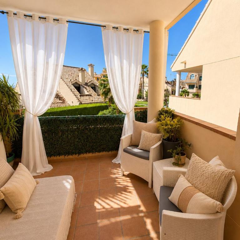 Bright pool apartment SR - Apartment mit 2 Schlafzimmern - 4