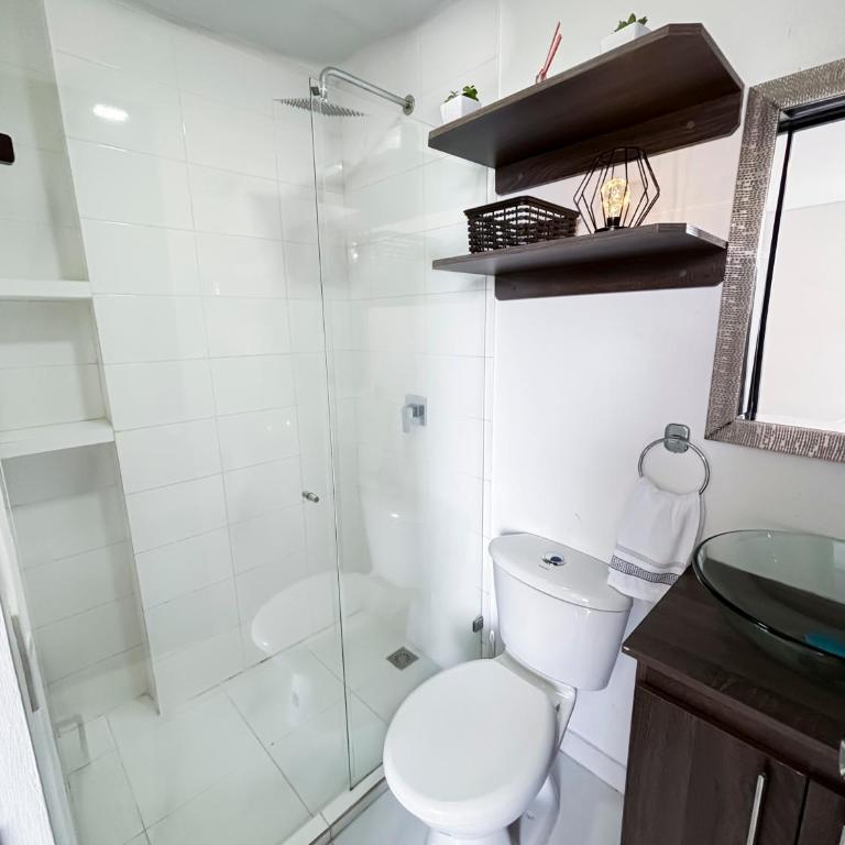 Modern Loft Near The Tesoro Mall - One-Bedroom Apartment - 15