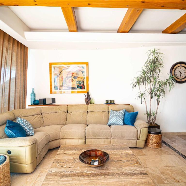 Beachfront Luxury at Tessoro 3BR Sleeps 8 - Apartamento - 6