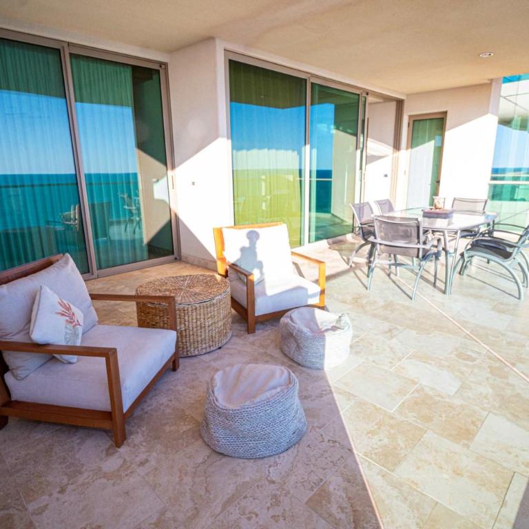 Beachfront Luxury at Tessoro 3BR Sleeps 8 - Apartamento - 29