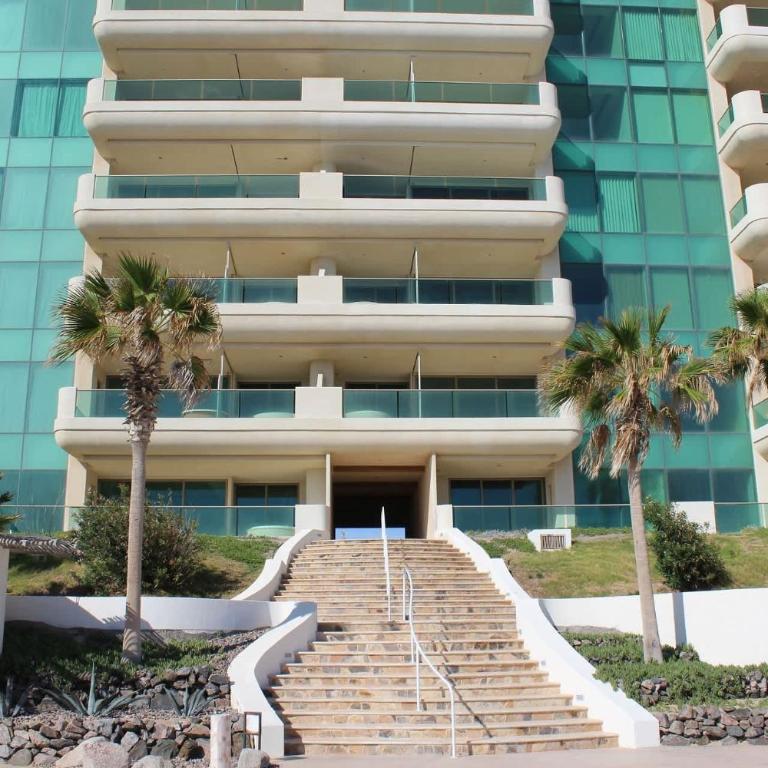 Beachfront Luxury at Tessoro 3BR Sleeps 8 - Apartamento - 61
