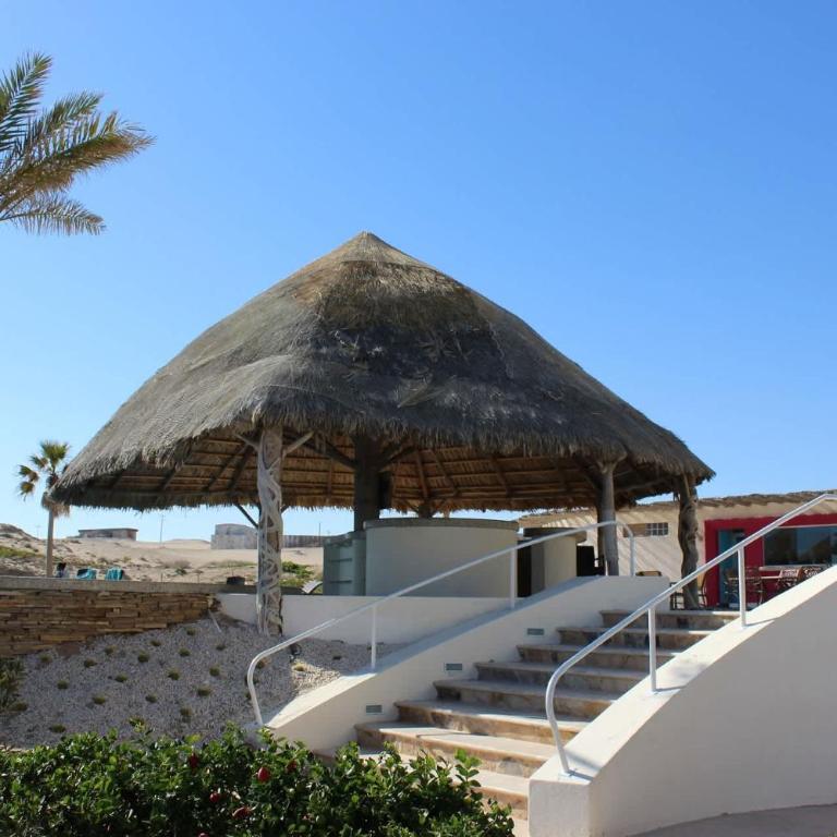 Beachfront Luxury at Tessoro 3BR Sleeps 8 - Apartamento - 63