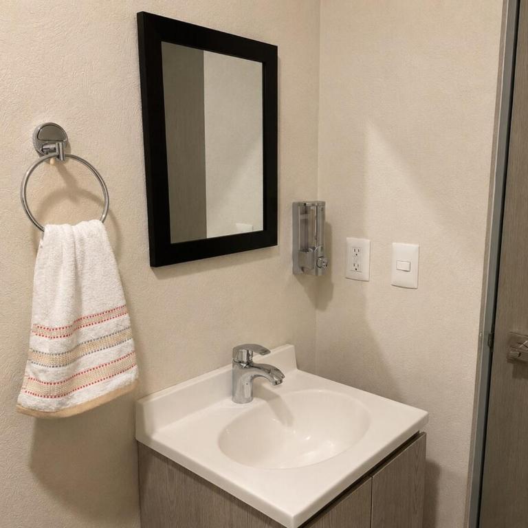 Amazing apartment minutes from the center - Appartement 2 Chambres - 17