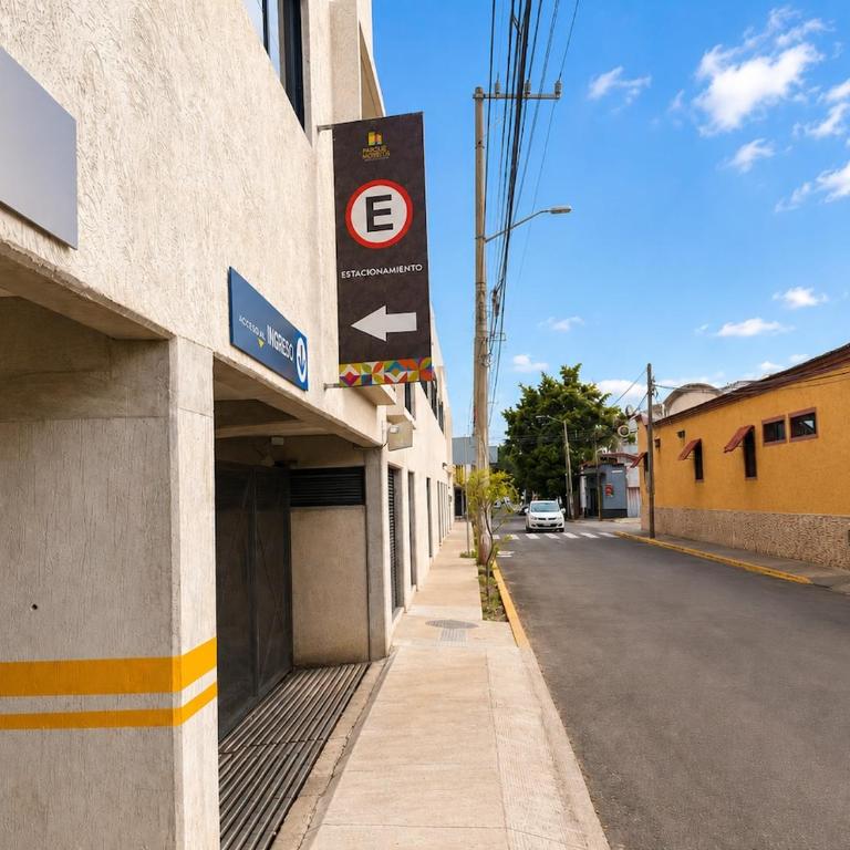 Amazing apartment minutes from the center - Appartement 2 Chambres - 32