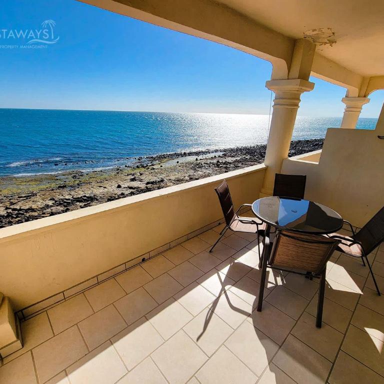 Family Condo Sea View Sleeps 11 Pool & Spa - Apartamento - 2