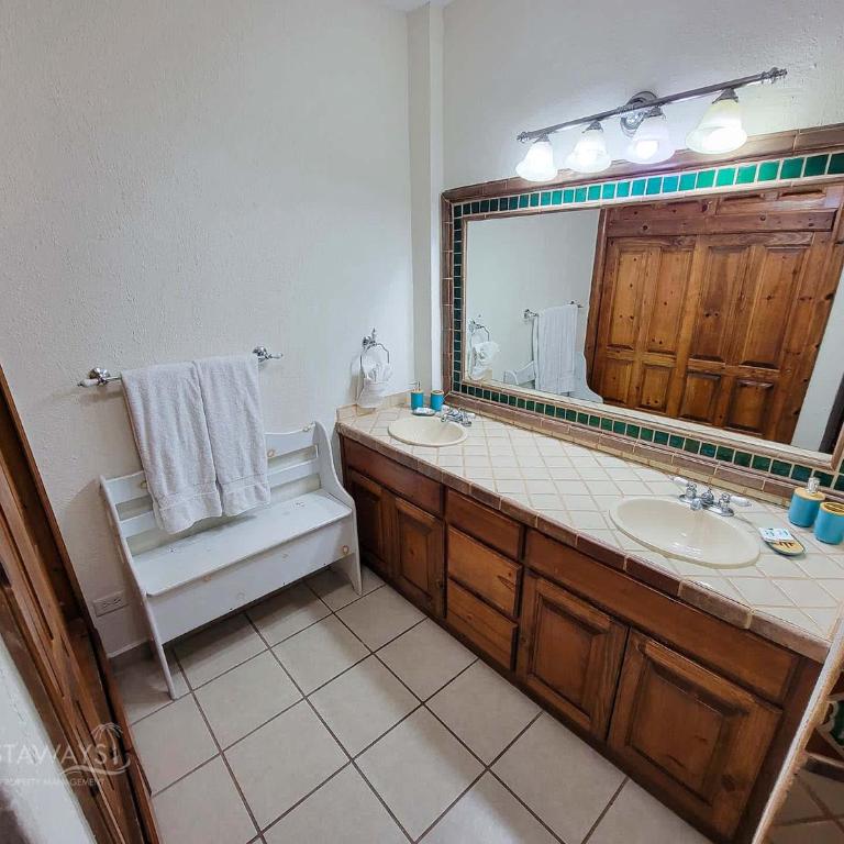 Family Condo Sea View Sleeps 11 Pool & Spa - Apartamento - 9