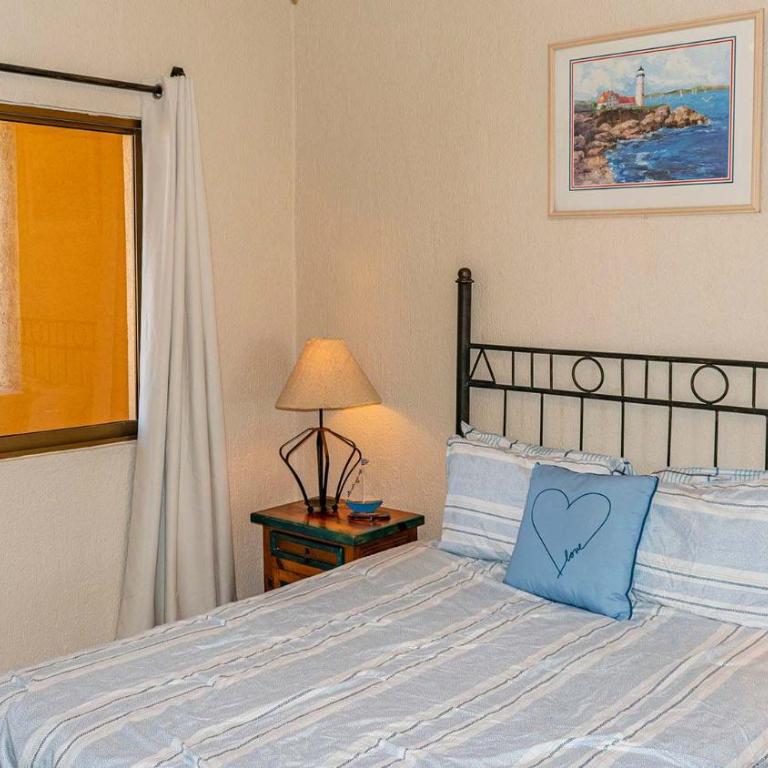 Beachfront Condo 2BR Sleeps 4 Pools & Hot Tubs - Apartamento - 8