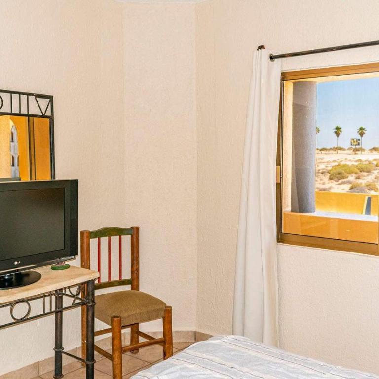 Beachfront Condo 2BR Sleeps 4 Pools & Hot Tubs - Apartamento - 10
