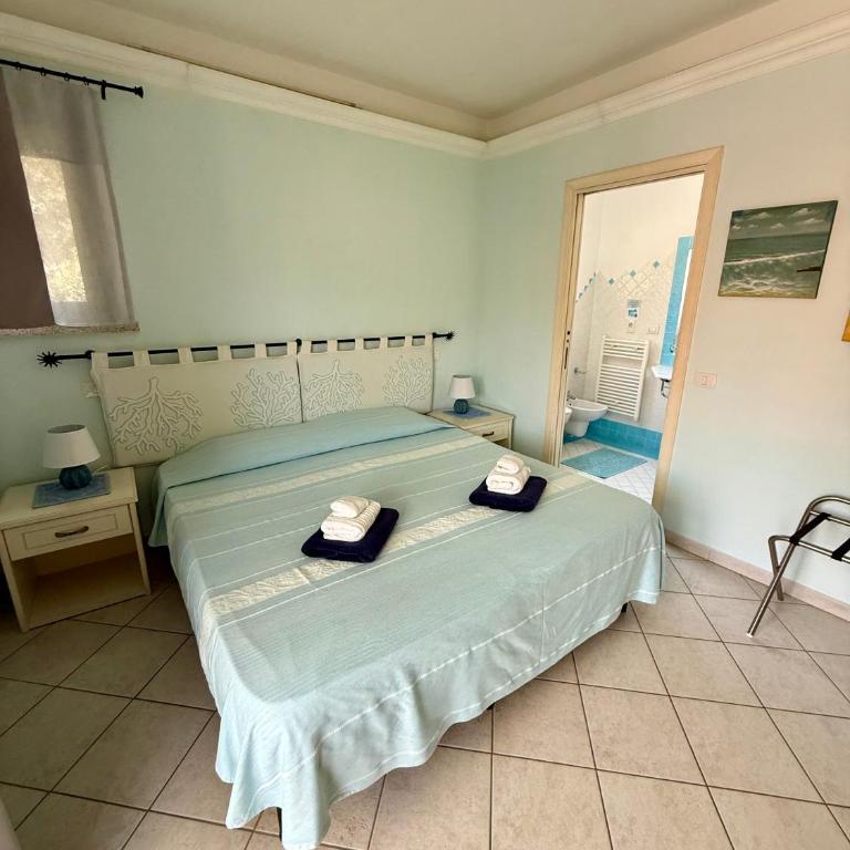B&B Le Farfalle - Camera Matrimoniale/Doppia con Letti Singoli con Terrazza - 7