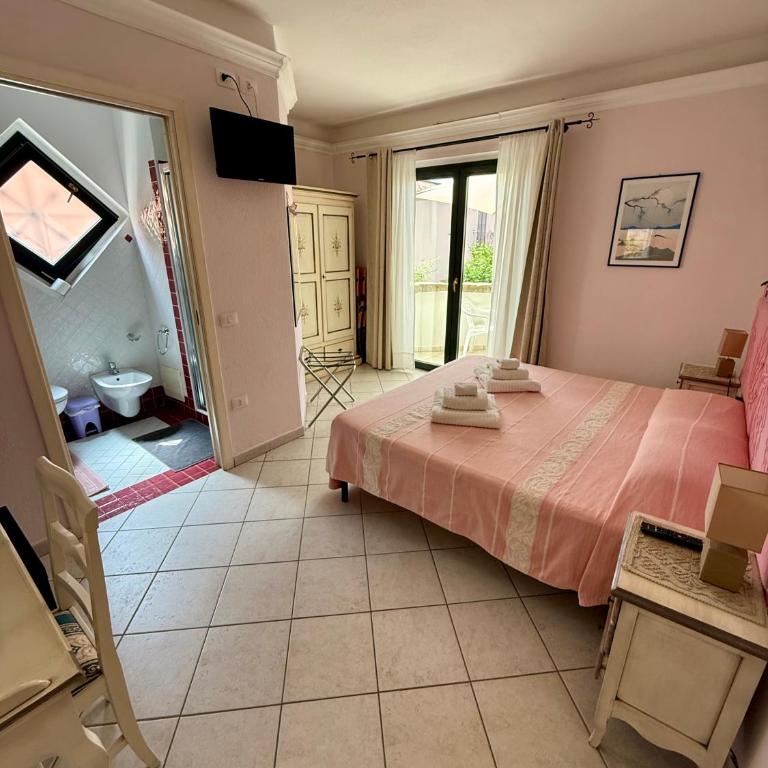 B&B Le Farfalle - Camera Matrimoniale/Doppia con Letti Singoli con Terrazza - 3