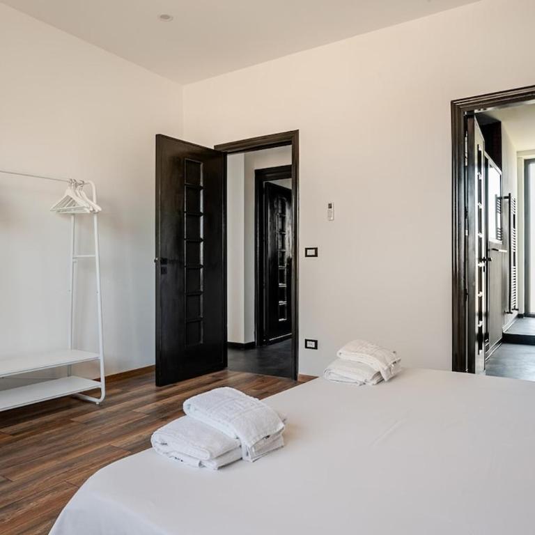 Penthouse of Castle - Three-Bedroom Apartment - 35