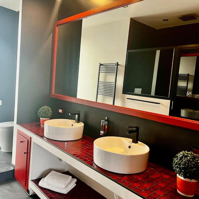 Penthouse of Castle - Three-Bedroom Apartment - 40