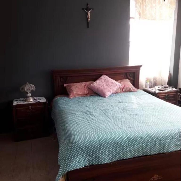 Alojamiento Rosales - Three-Bedroom Apartment - 6